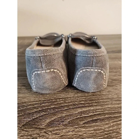 Michael Kors Suede Moccasins Logo Silver Grey Driving Flats Sz 7 - Picture 4 of 7